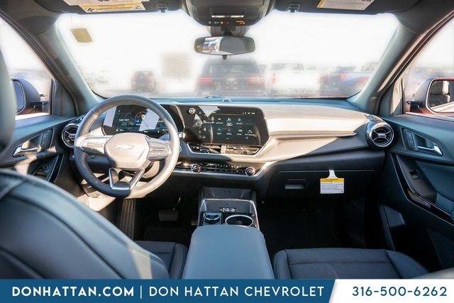 New 2026 Chevrolet Equinox LT w/ Convenience Package II image 3