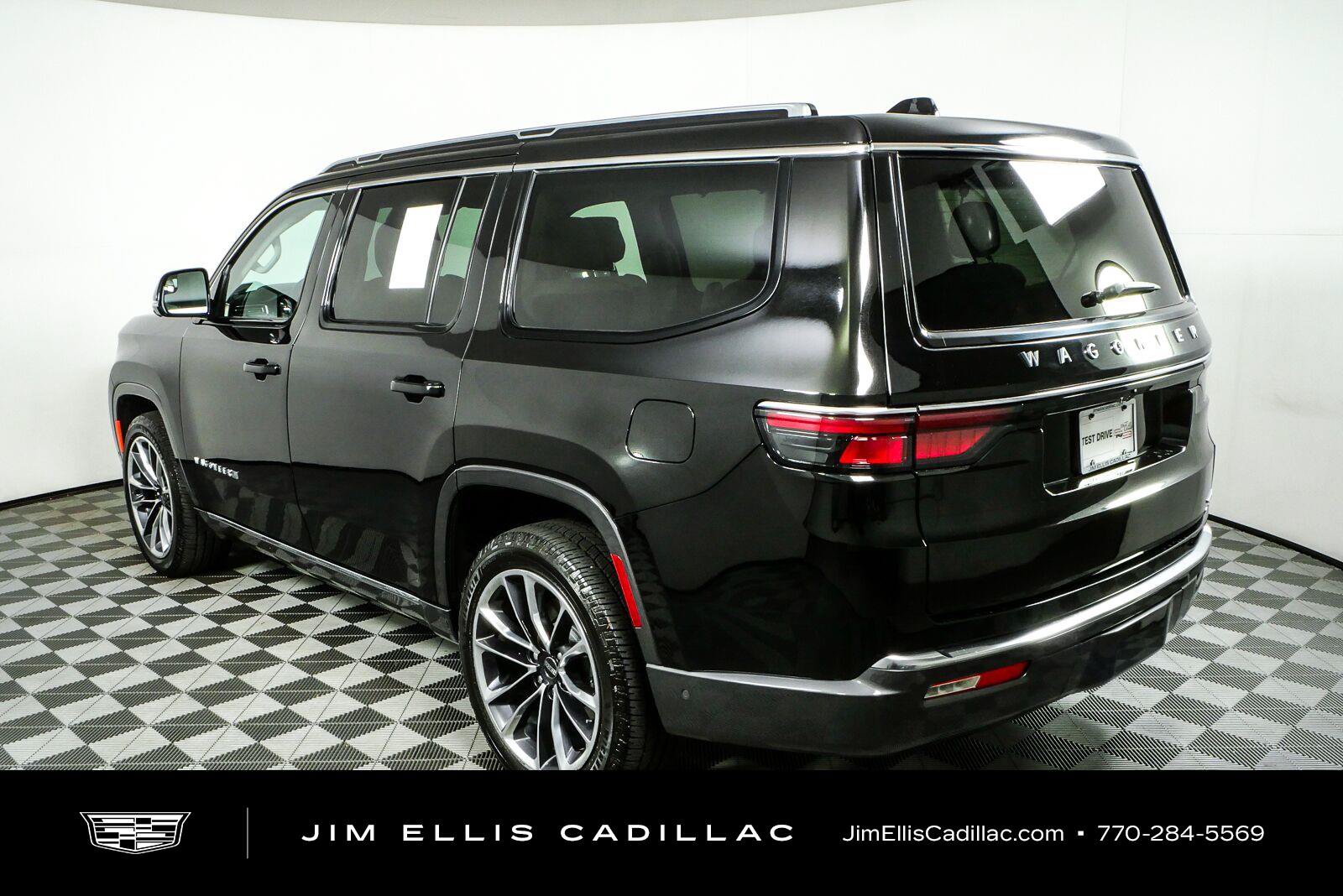 Used 2022 Jeep Wagoneer Series III w/ Premium Group I RWD image 32