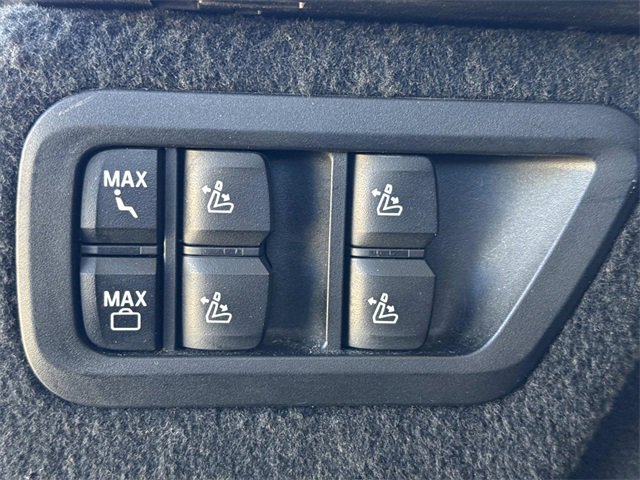 Used 2023 BMW X7 xDrive40i image 14