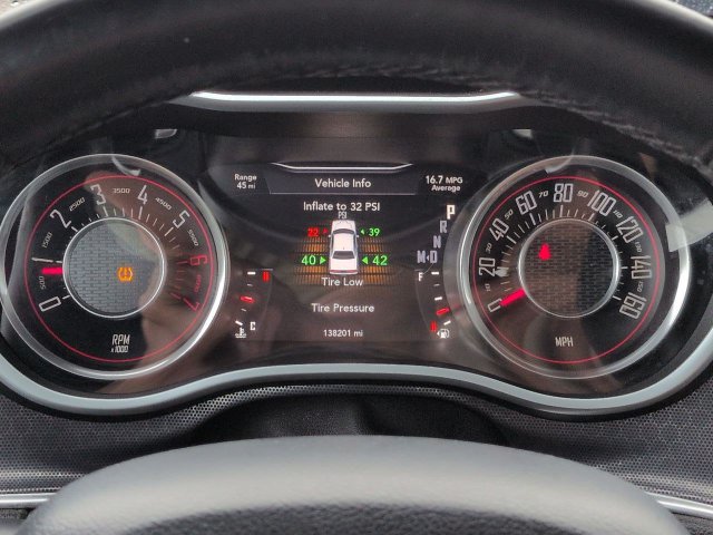 Used 2015 Dodge Challenger R/T Plus RWD image 27