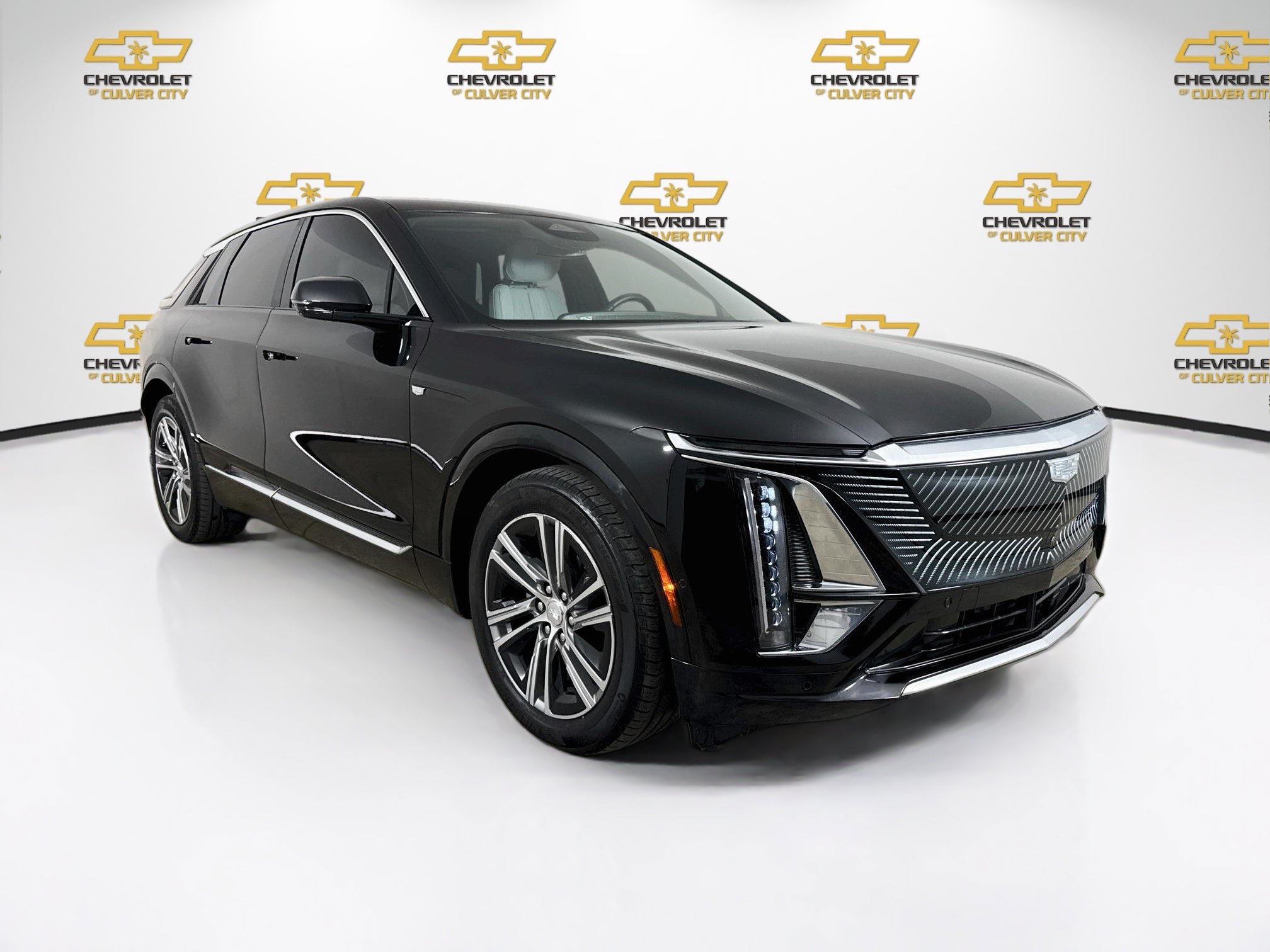 Used 2024 Cadillac Lyriq Luxury
