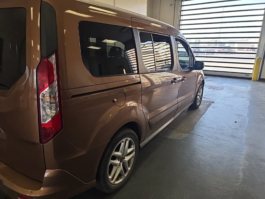 Used 2014 Ford Transit Connect XLT image 4