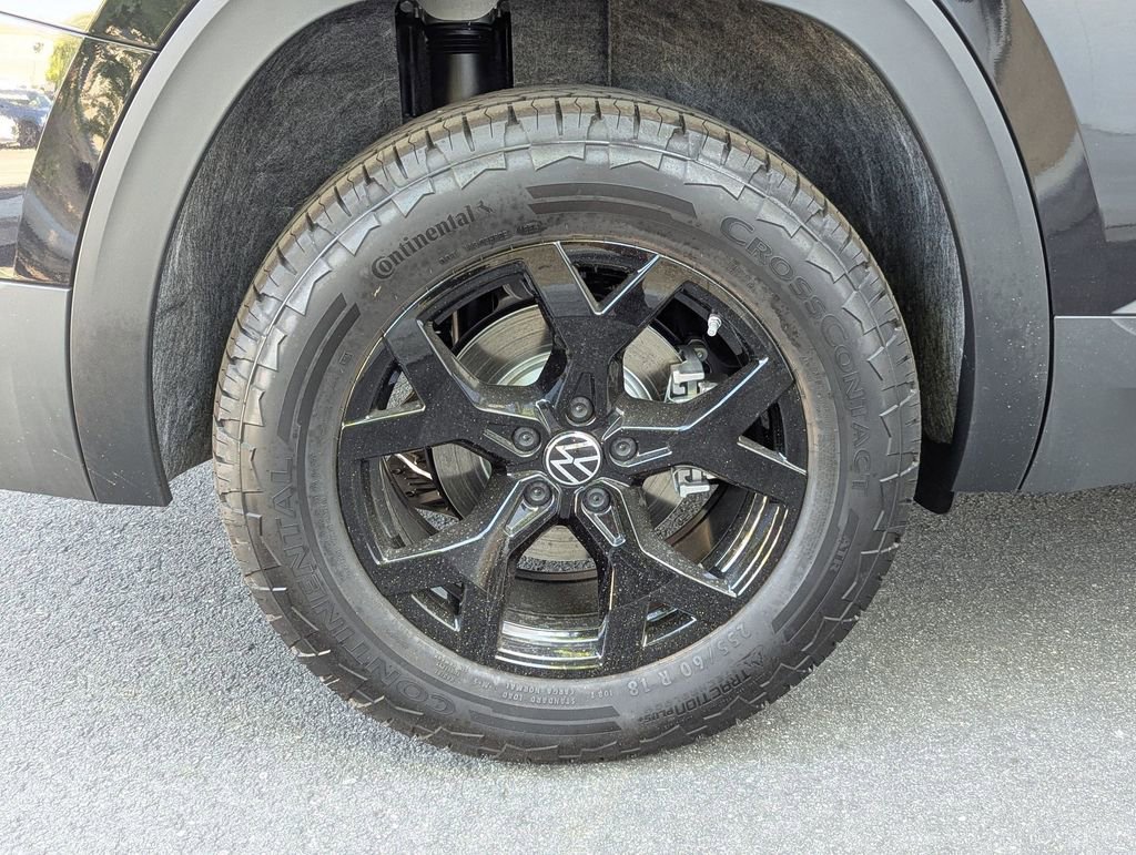 New 2026 Volkswagen Atlas Peak Edition image 23