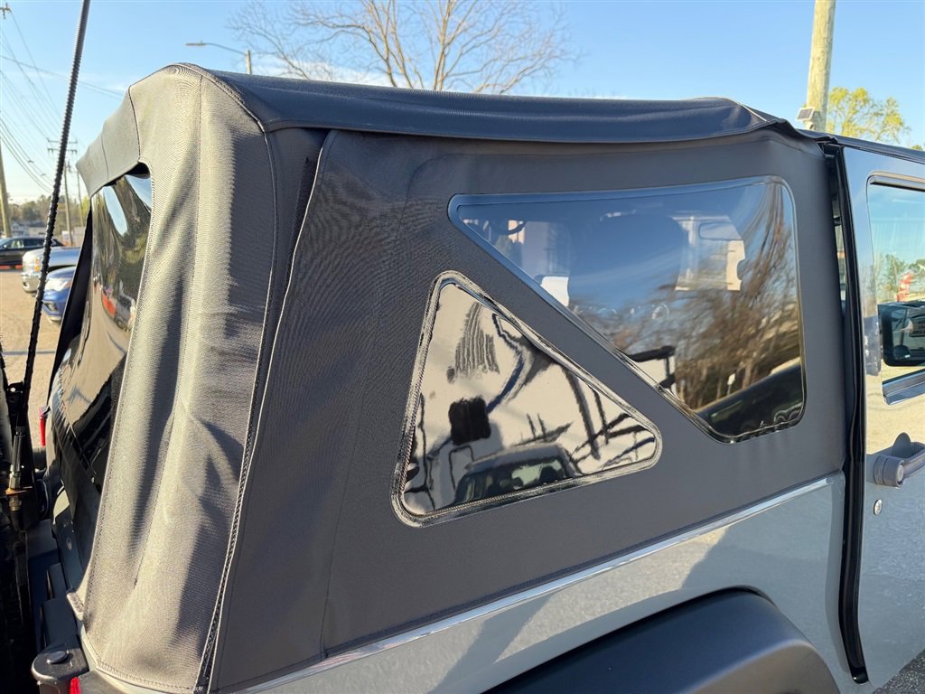 Used 2015 Jeep Wrangler Sport image 20