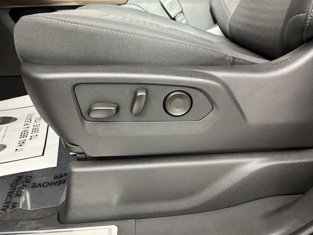 Used 2025 Chevrolet Silverado 1500 RST AWD/4WD image 33