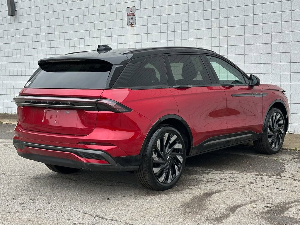 New 2026 Lincoln Nautilus Reserve w/ Jet Appearance Package AWD/4WD image 32