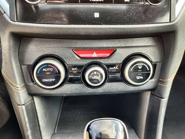 Used 2019 Subaru Crosstrek 2.0i Limited w/ Moonroof Package w/Navigation AWD/4WD image 18