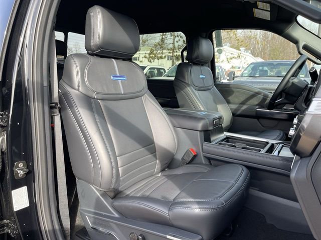 New 2026 Ford F350 Platinum w/ FX4 Off-Road Package image 22