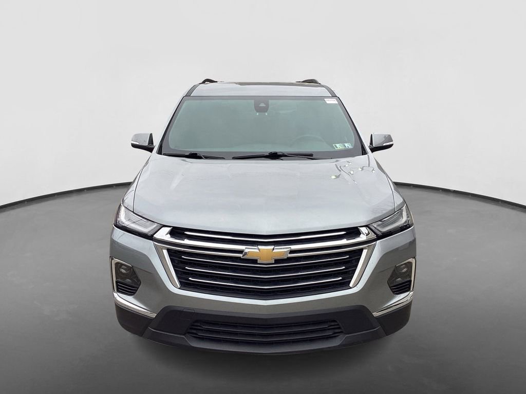 Used 2023 Chevrolet Traverse LT video 2