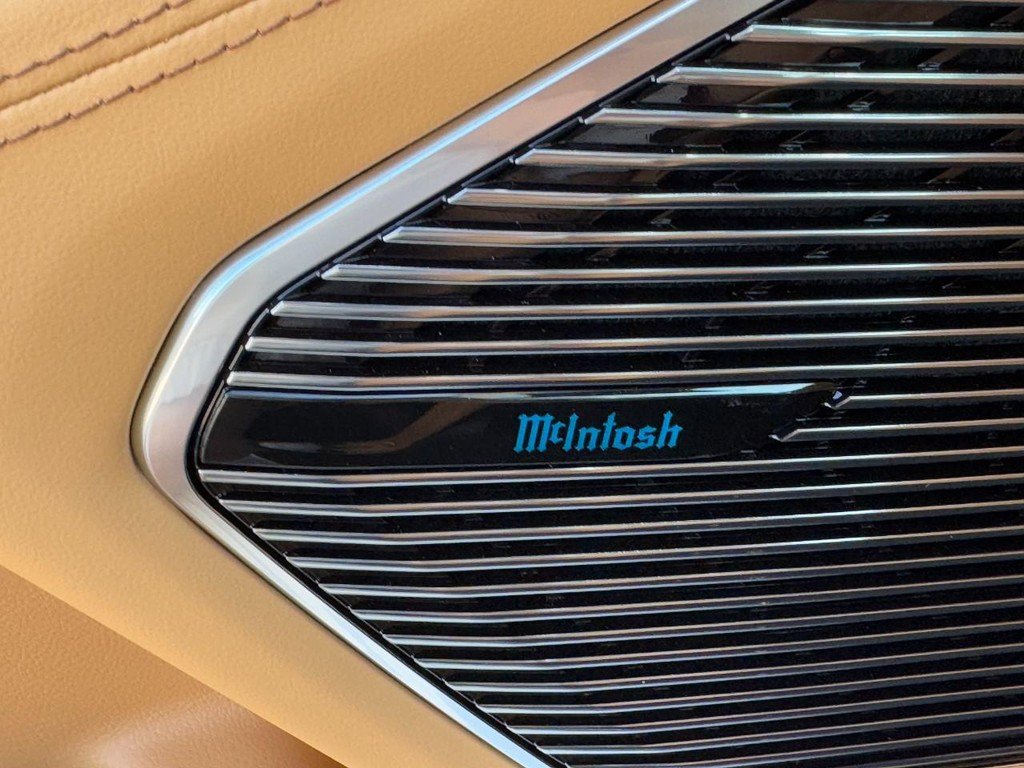 New 2025 Jeep Grand Cherokee Summit image 16