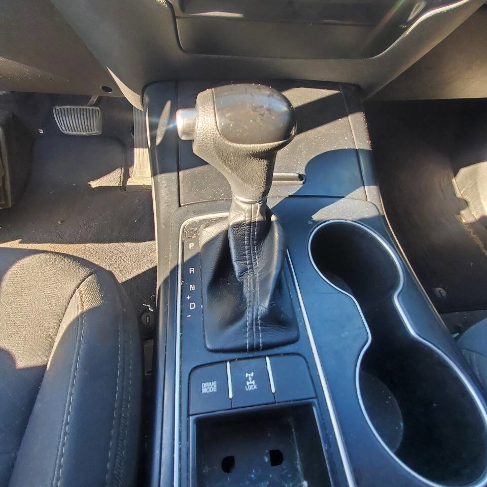 Used 2016 Kia Sorento AWD image 19