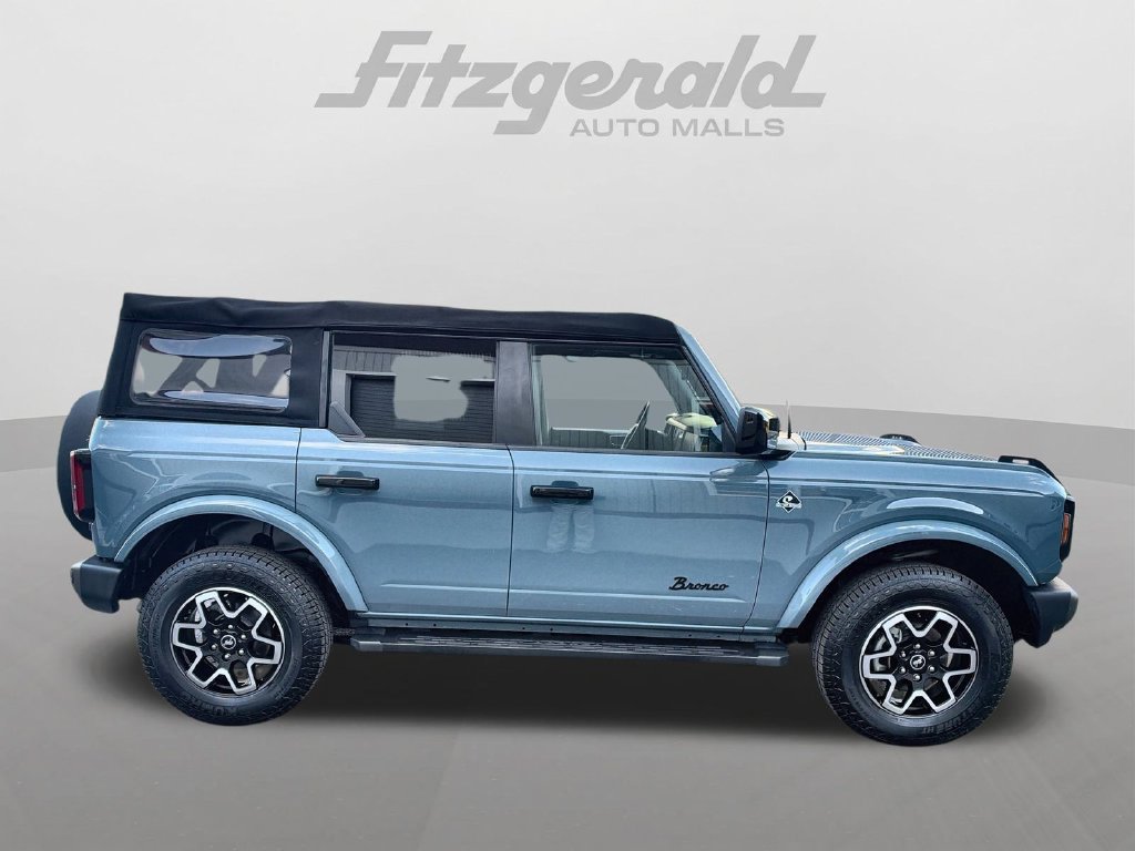 Used 2022 Ford Bronco Outer Banks AWD/4WD image 15