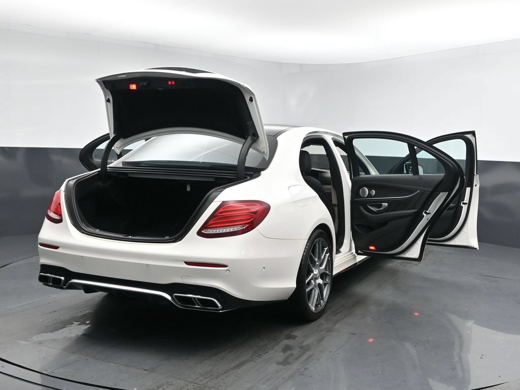 Used 2018 Mercedes-Benz E 63 AMG S image 27