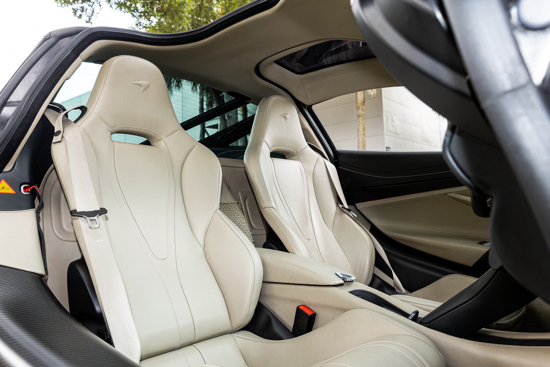 Used 2018 McLaren 720S Luxury RWD image 52