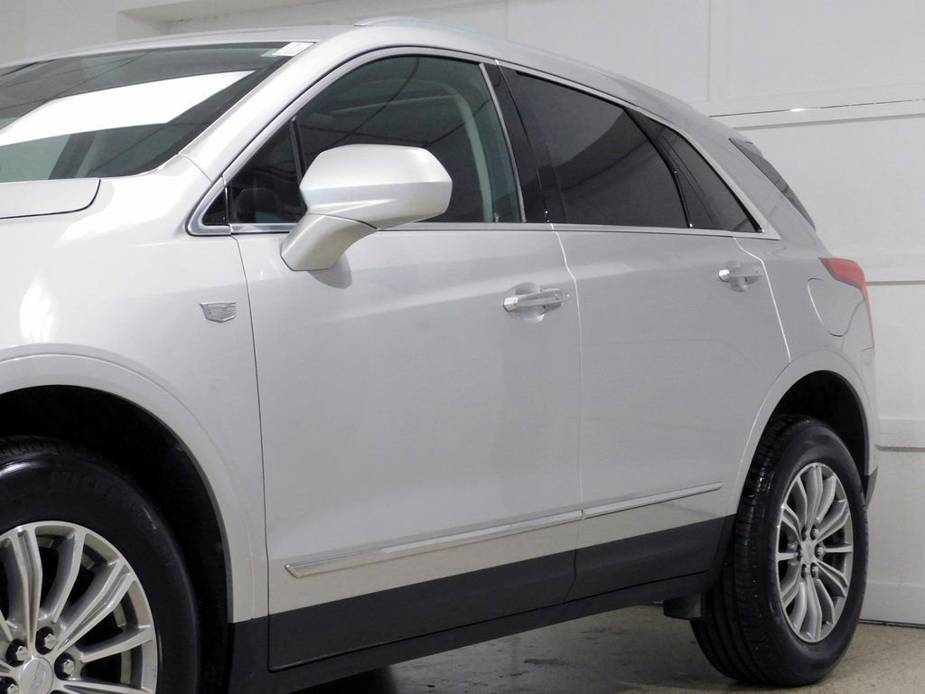 Used 2018 Cadillac XT5 Luxury image 16