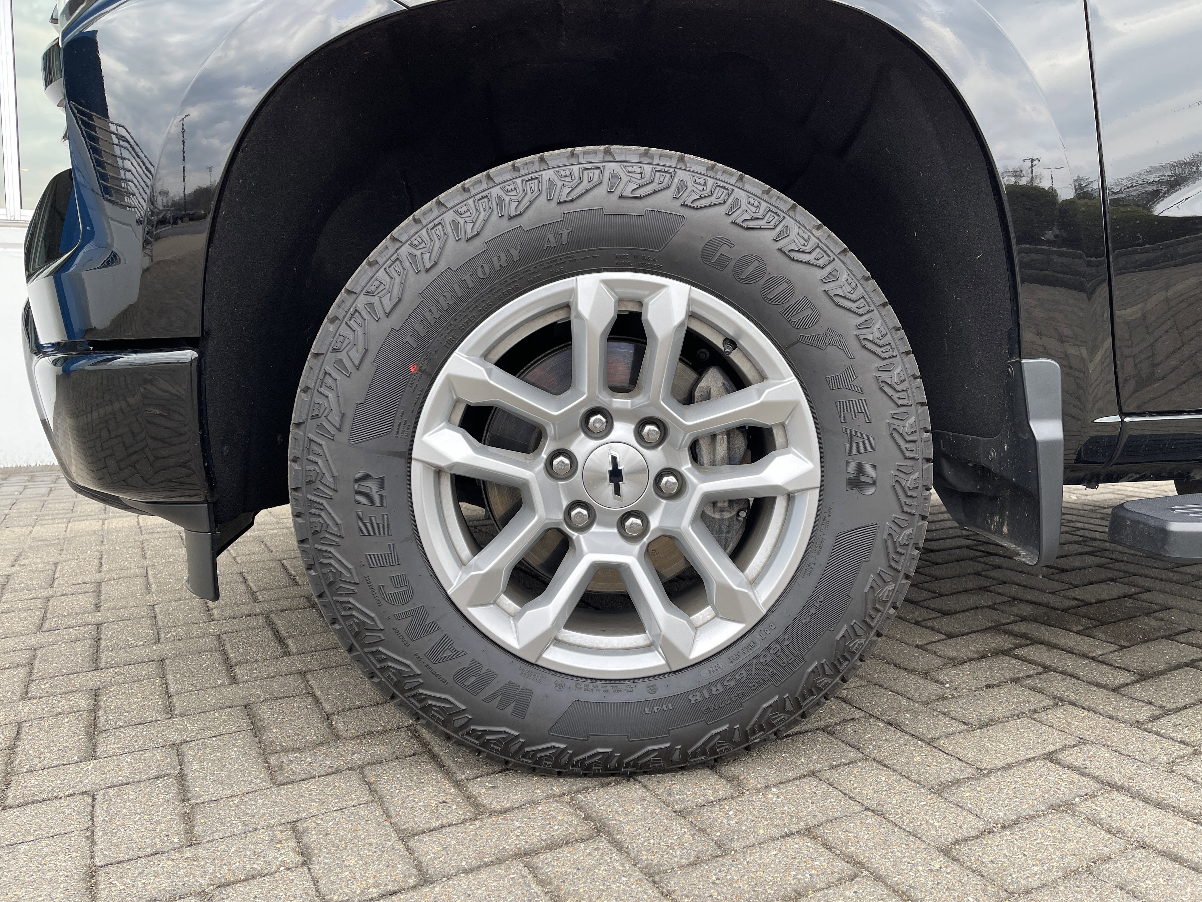 Used 2022 Chevrolet Silverado 1500 RST w/ Z71 Off-Road Package image 11