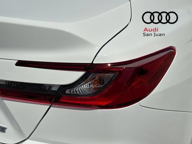 Used 2025 Toyota Camry LE FWD image 31