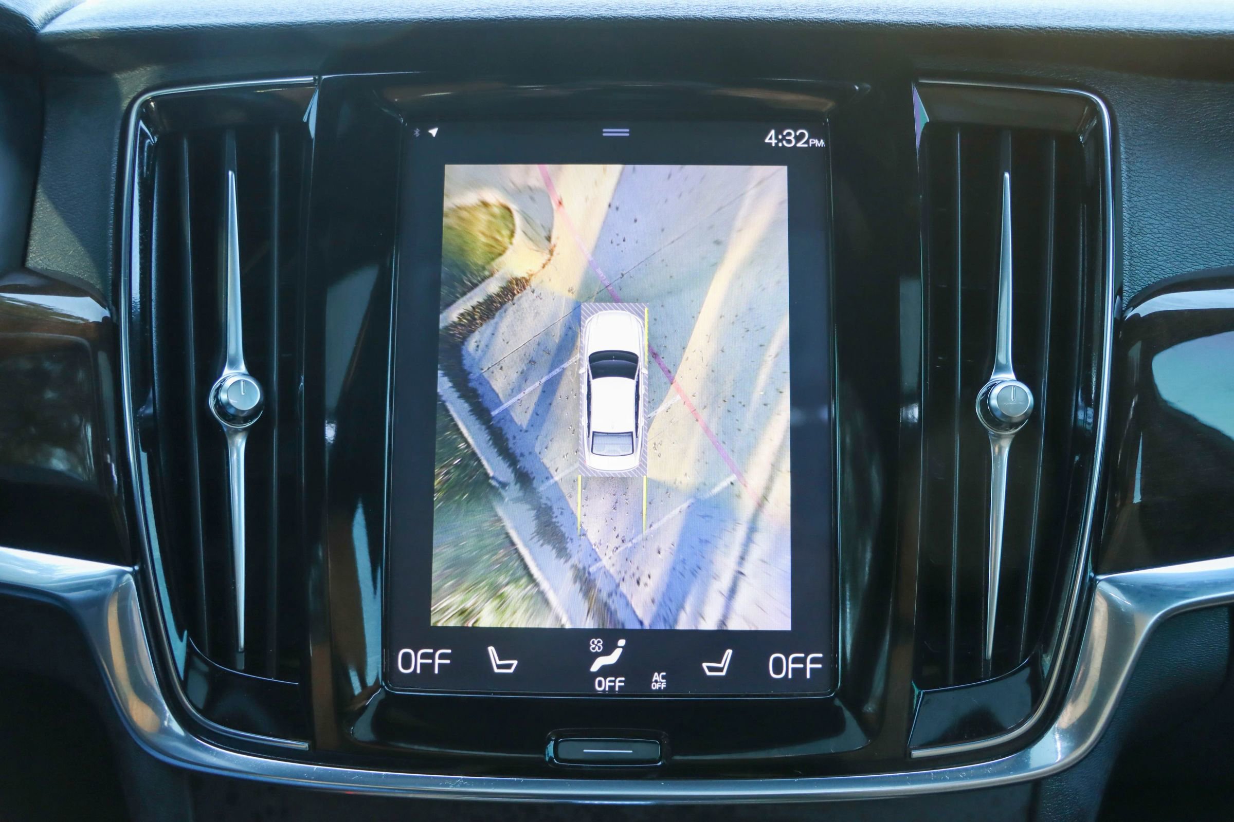 Used 2019 Volvo S90 T6 Momentum image 42