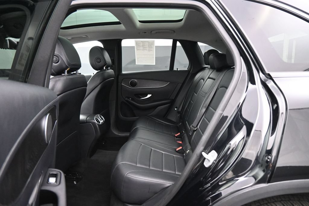 Used 2016 Mercedes-Benz GLC 300 image 13