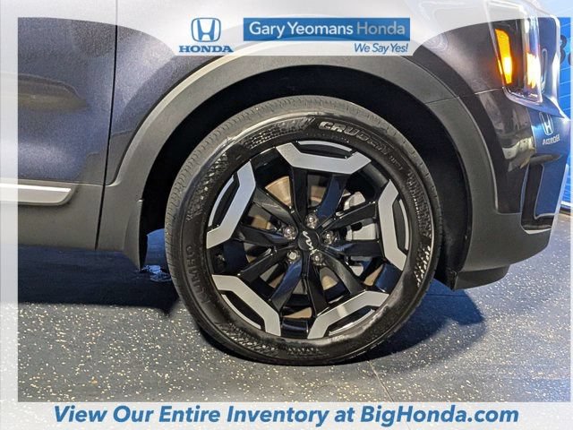 Used 2025 Kia Telluride S FWD image 13
