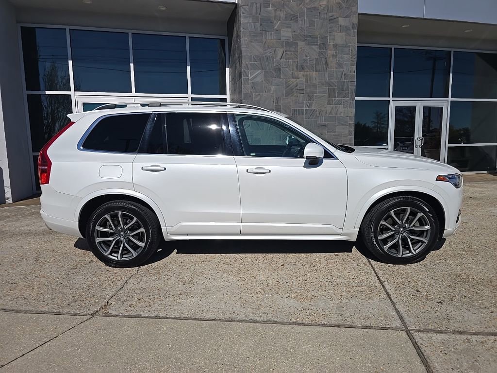 Used 2019 Volvo XC90 T6 Momentum w/ Protection Package Premier image 12