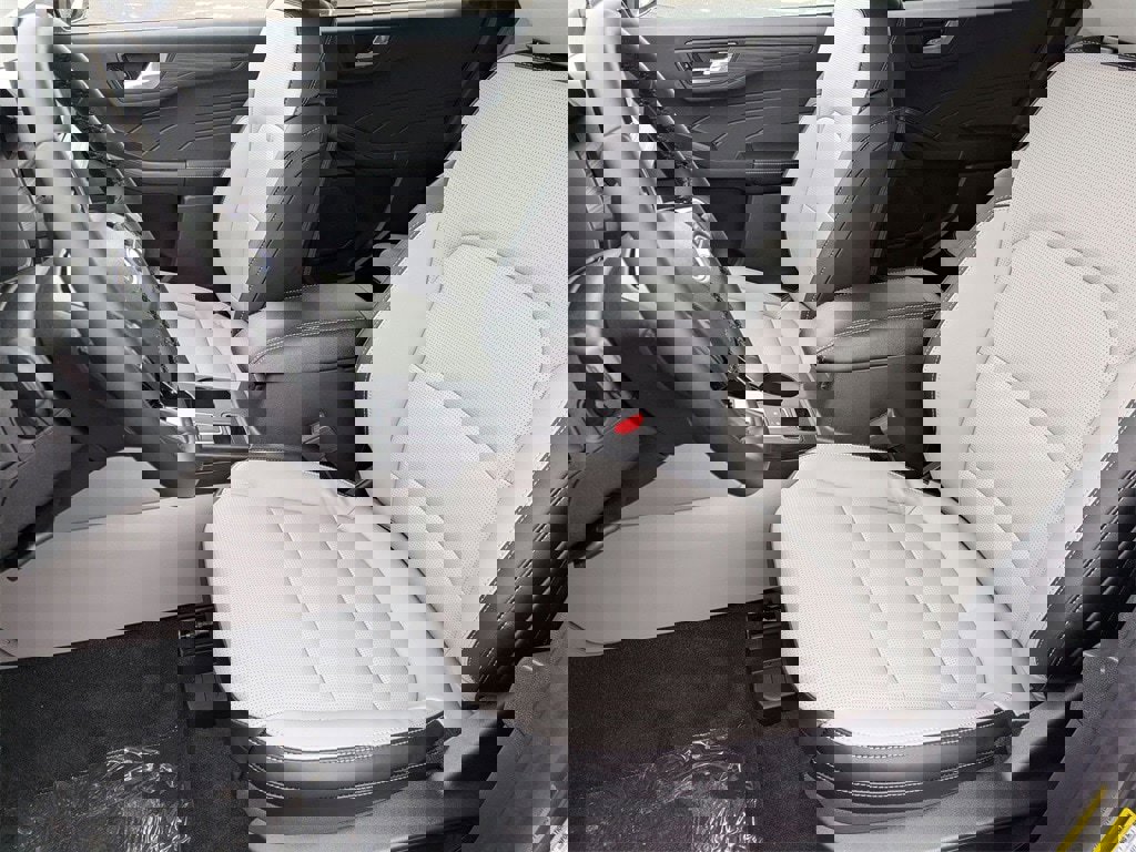 New 2026 Ford Escape Platinum w/ Equipment Group 601A image 16