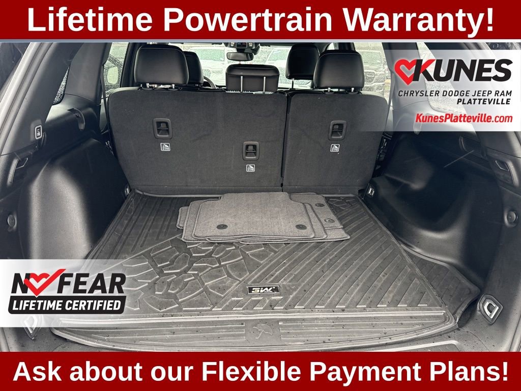 Used 2023 Jeep Grand Cherokee Altitude AWD/4WD image 25