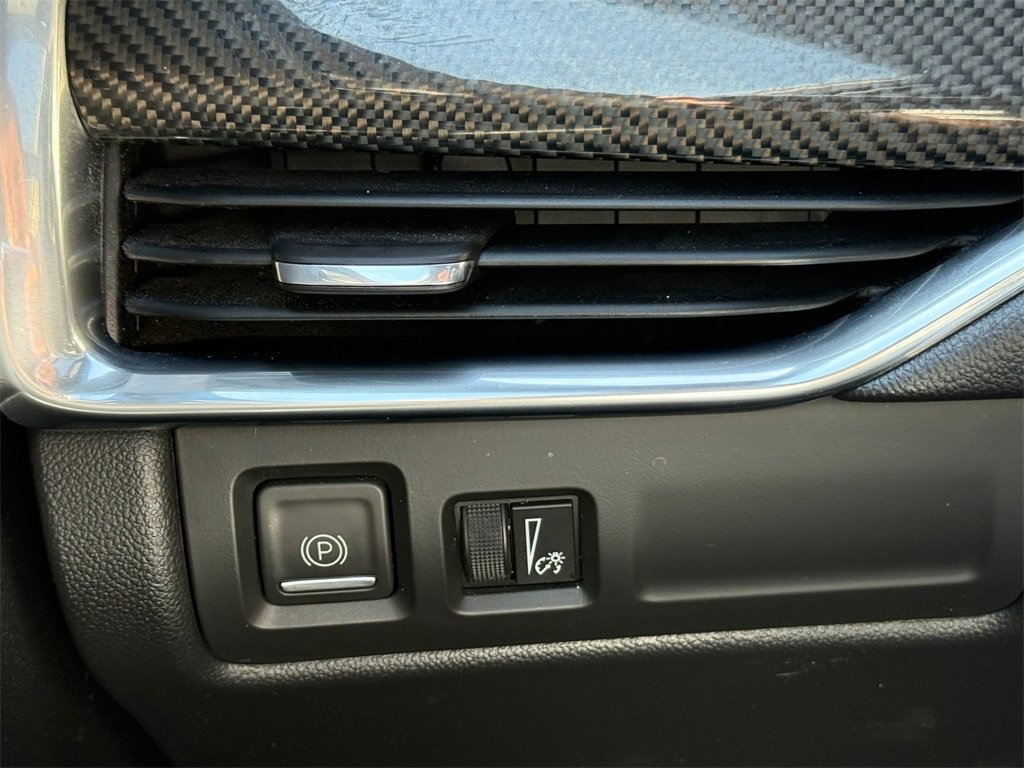 Used 2022 Cadillac XT4 Sport w/ Enhanced Visibility Package image 22