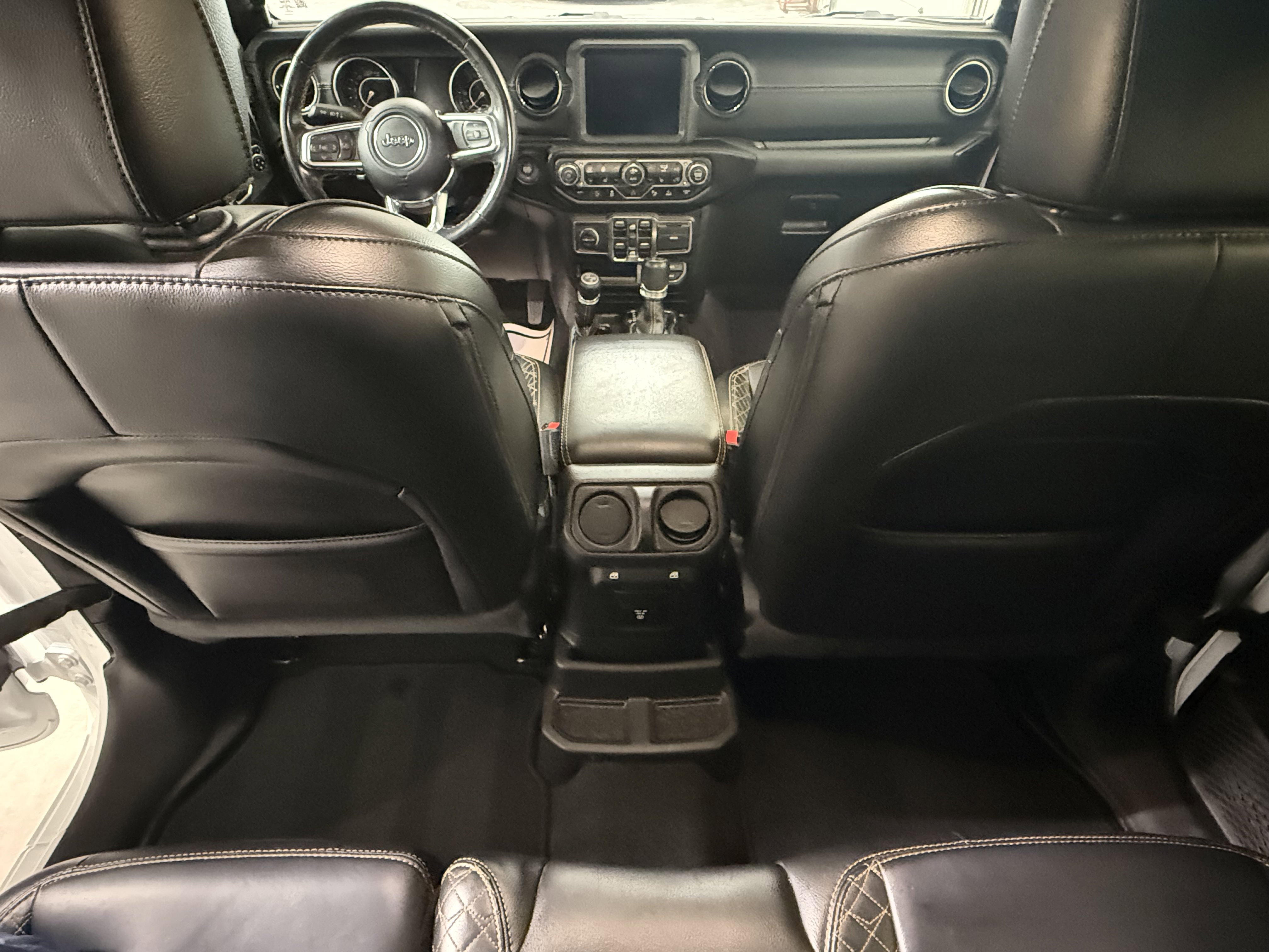 Used 2021 Jeep Wrangler Unlimited Sahara image 21