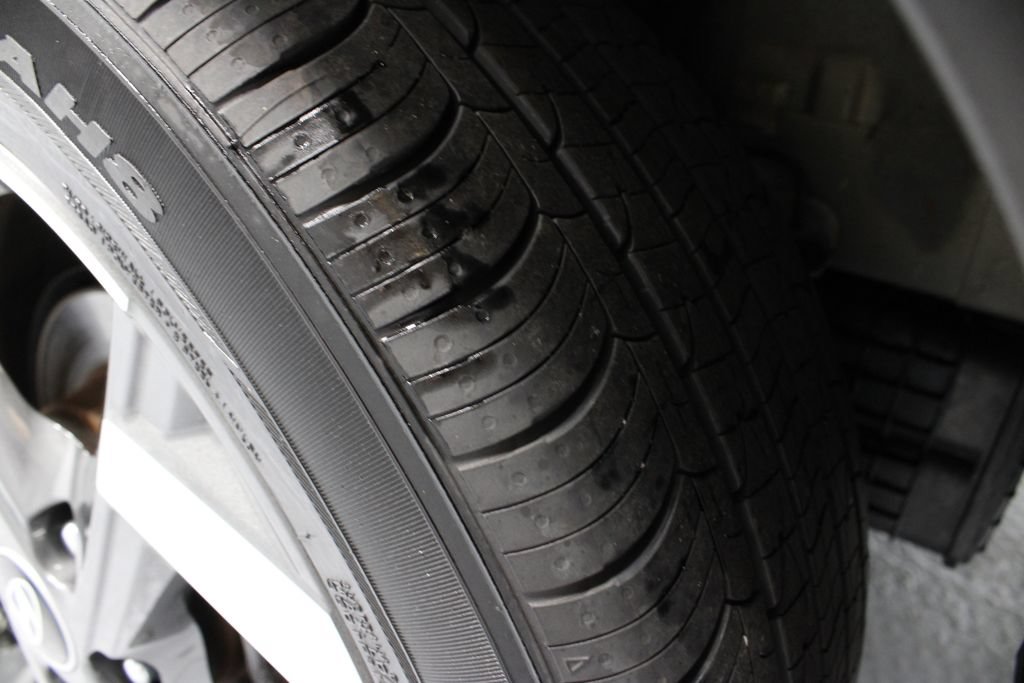Certified 2024 Hyundai Venue SEL FWD image 20