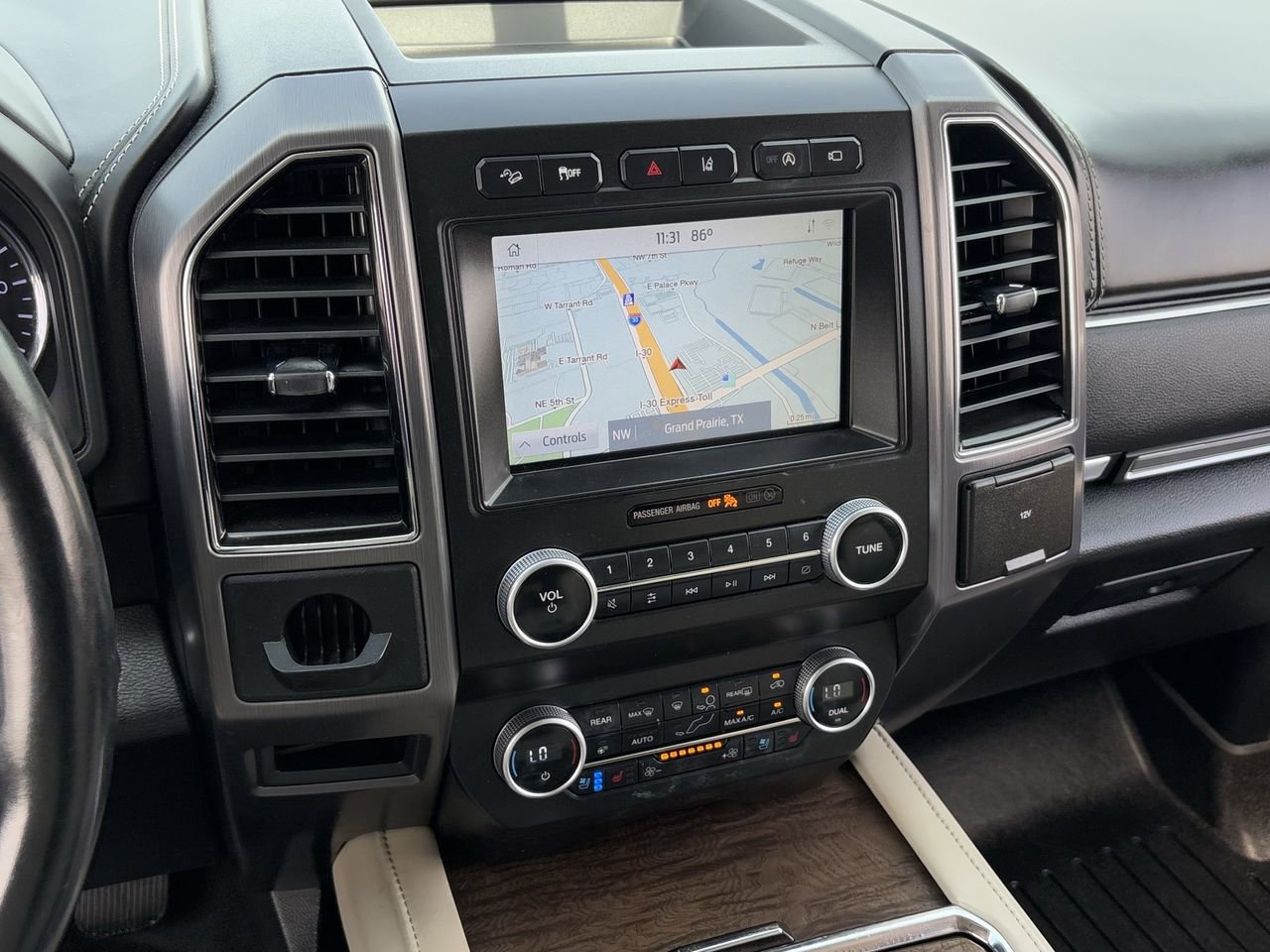 Used 2021 Ford Expedition Platinum AWD/4WD image 20
