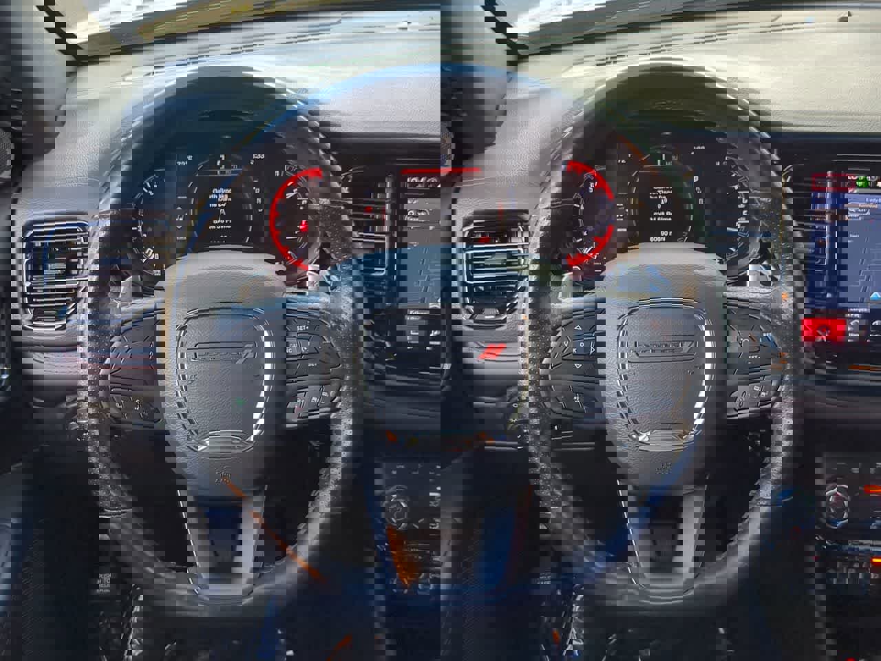 Used 2023 Dodge Durango GT image 25