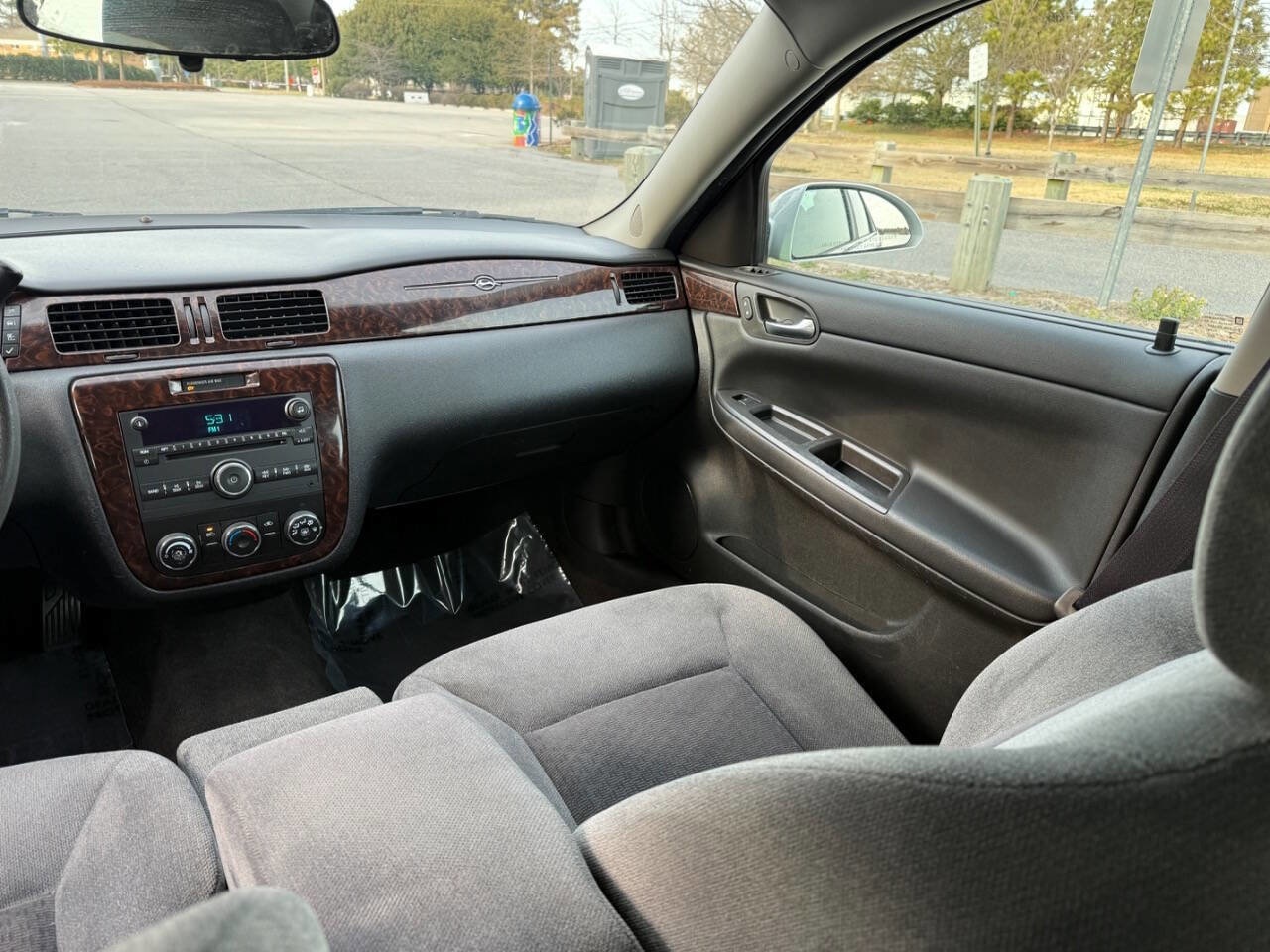 Used 2016 Chevrolet Impala Limited LS image 16