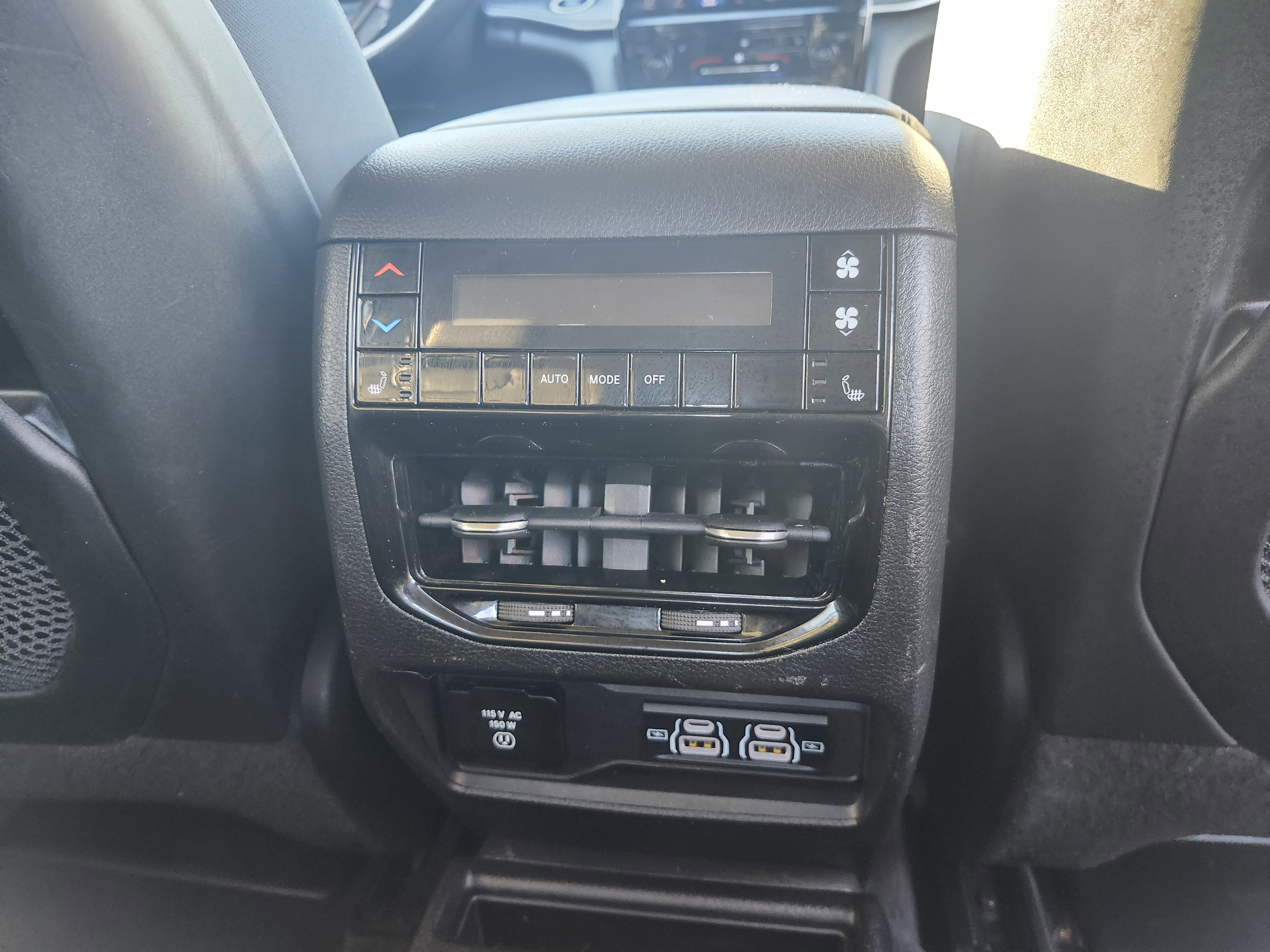 Used 2022 Jeep Grand Cherokee L Limited image 14