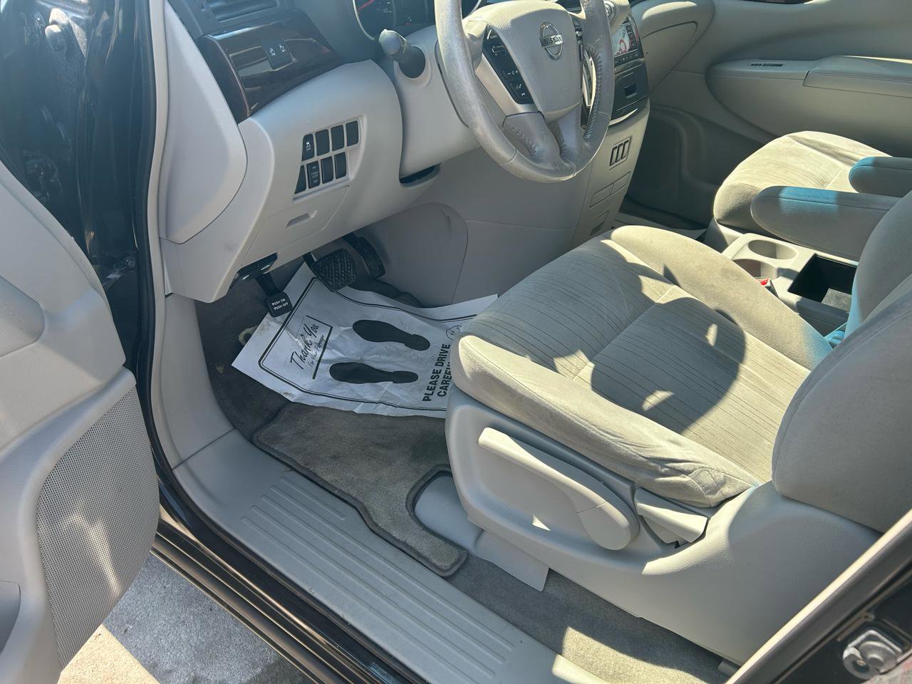 Used 2014 Nissan Quest SV image 10