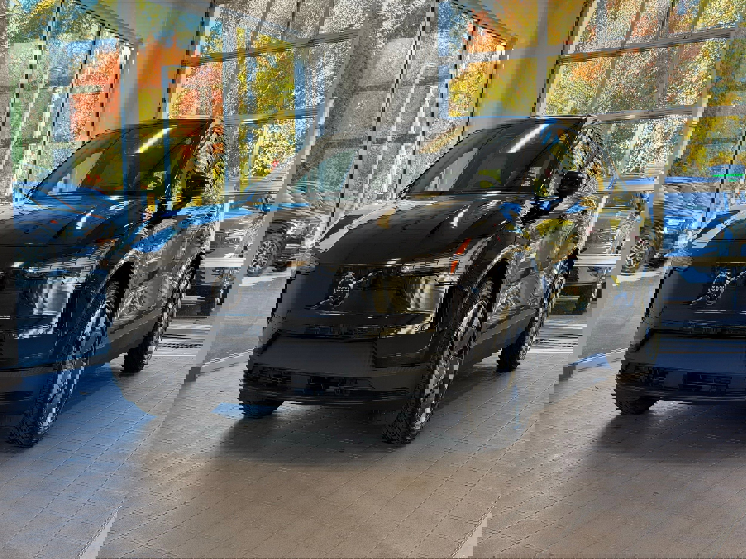 New 2026 Volvo EX30 Ultra w/ Climate Package image 2