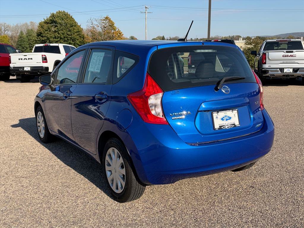 Used 2016 Nissan Versa Note SV FWD image 3