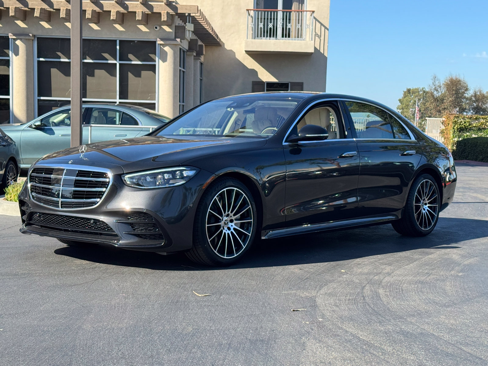 Used 2021 Mercedes-Benz S 580 4MATIC Sedan image 4