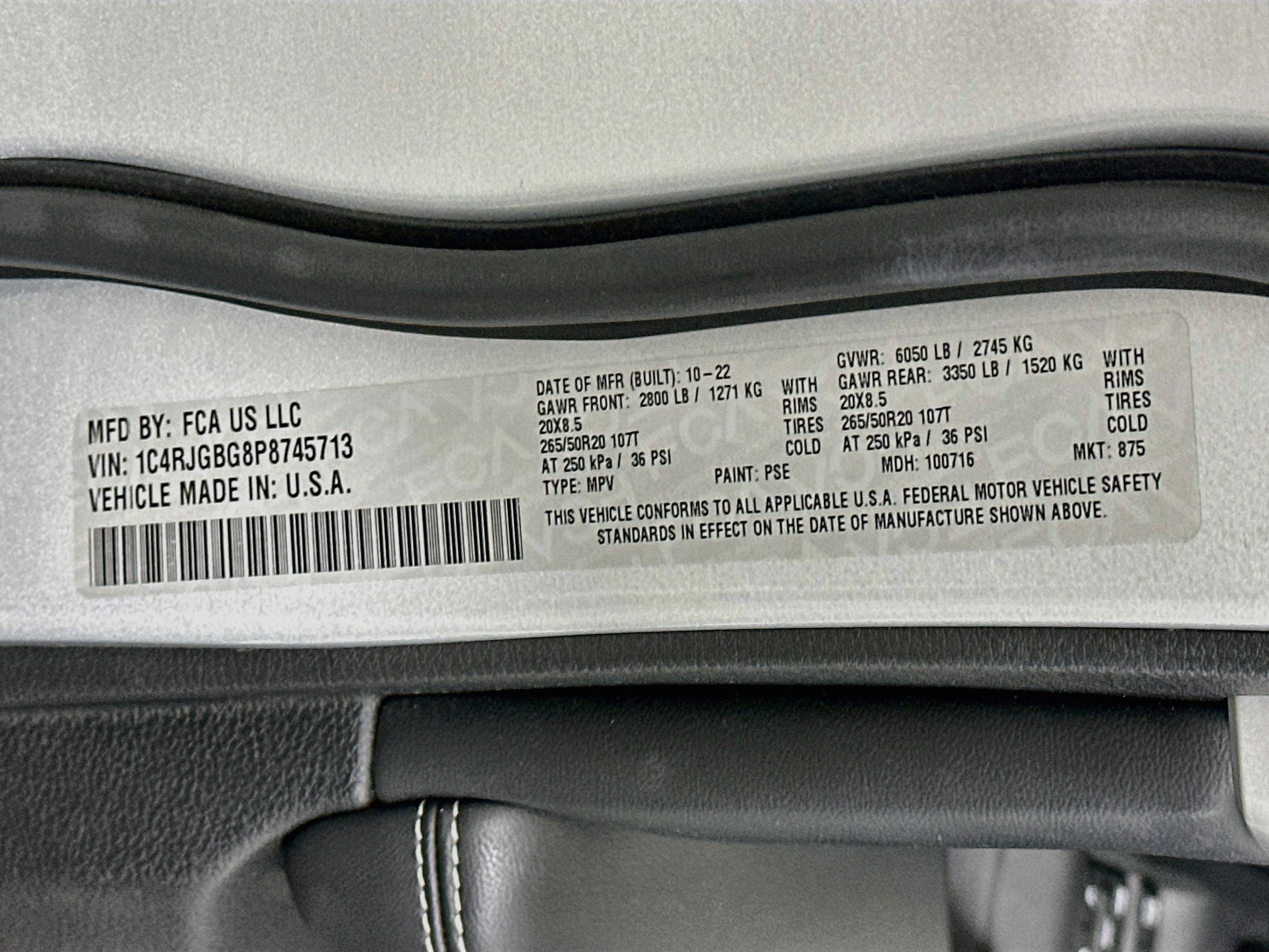 Used 2023 Jeep Grand Cherokee Limited RWD image 12