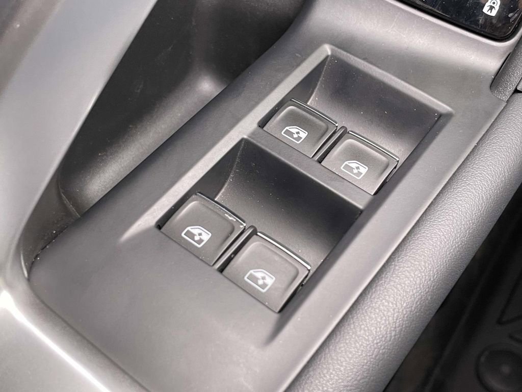 Certified 2025 Audi Q5 Premium w/ Convenience Package image 36