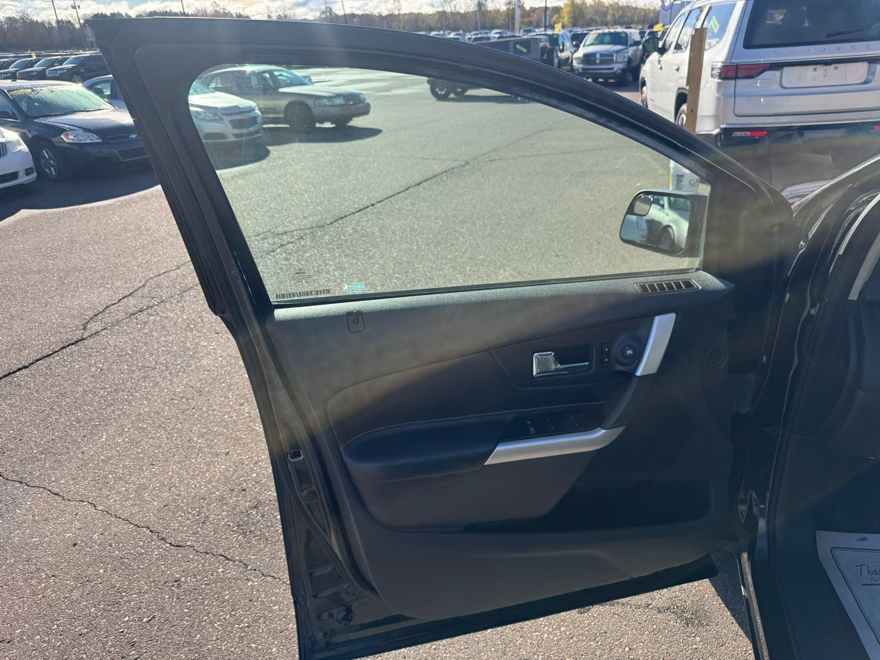 Used 2013 Ford Edge SE image 15