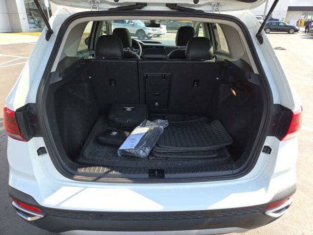 Used 2022 Volkswagen Taos SEL w/ Panoramic Sunroof Package image 25