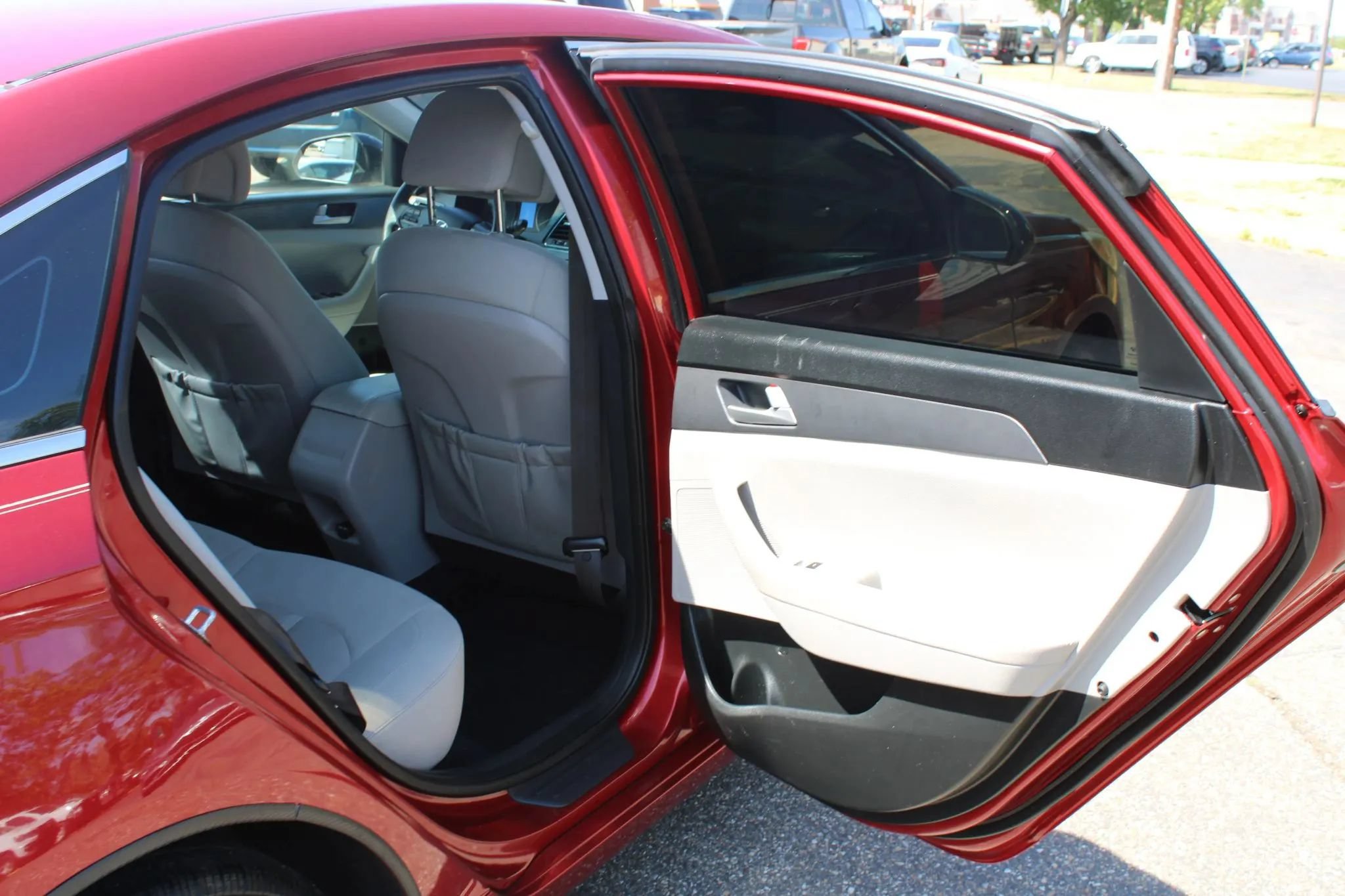 Used 2016 Hyundai Sonata SE FWD image 11