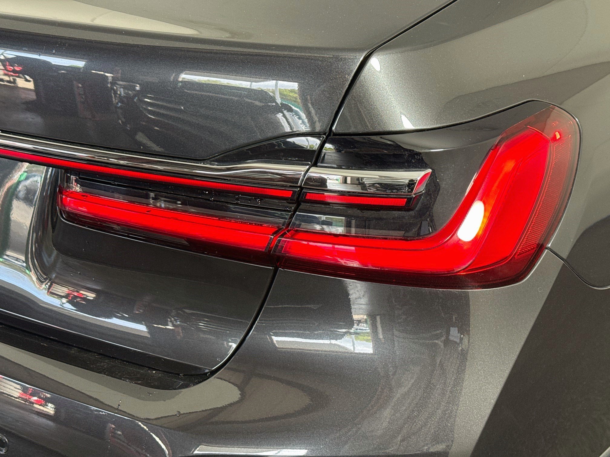 Used 2022 BMW 740i RWD image 34