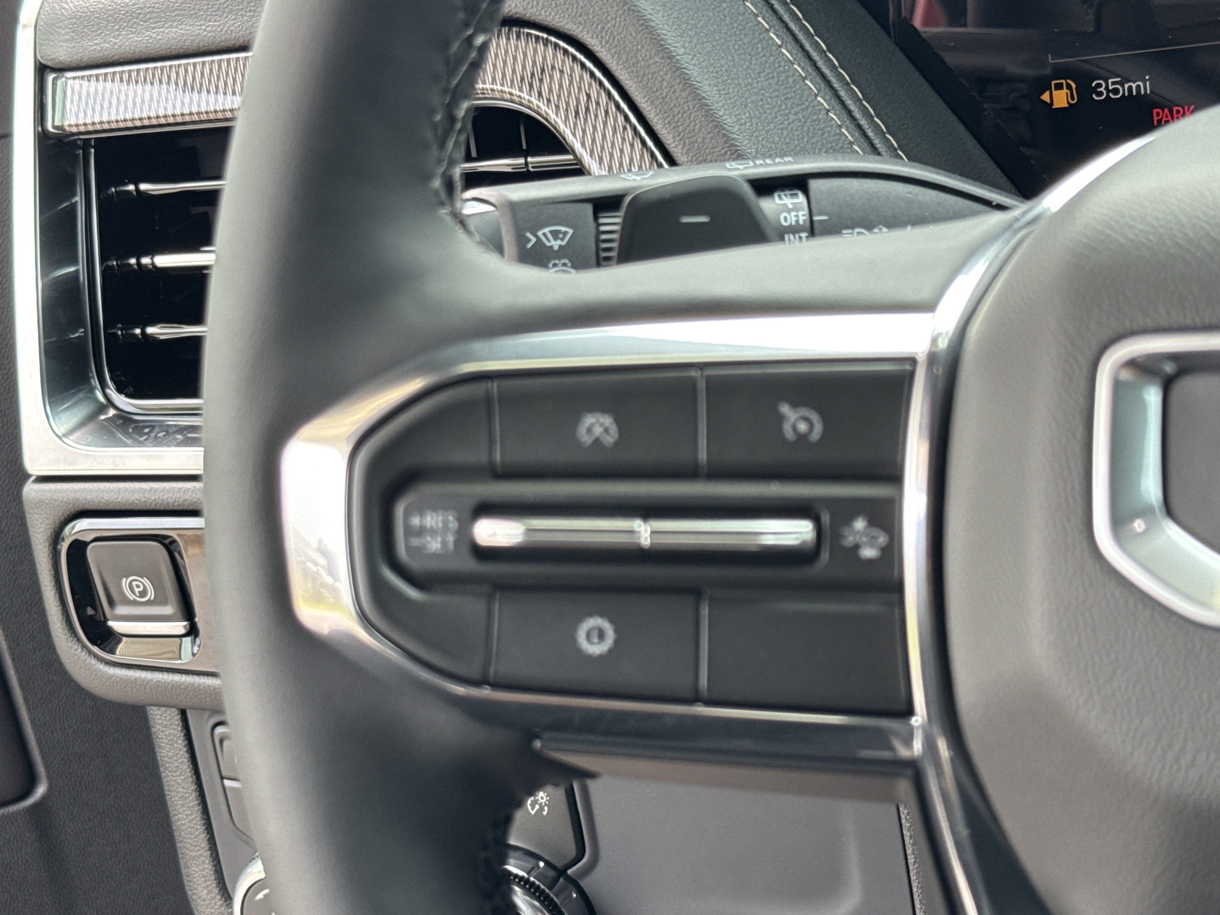 New 2026 GMC Yukon XL Elevation AWD/4WD image 20