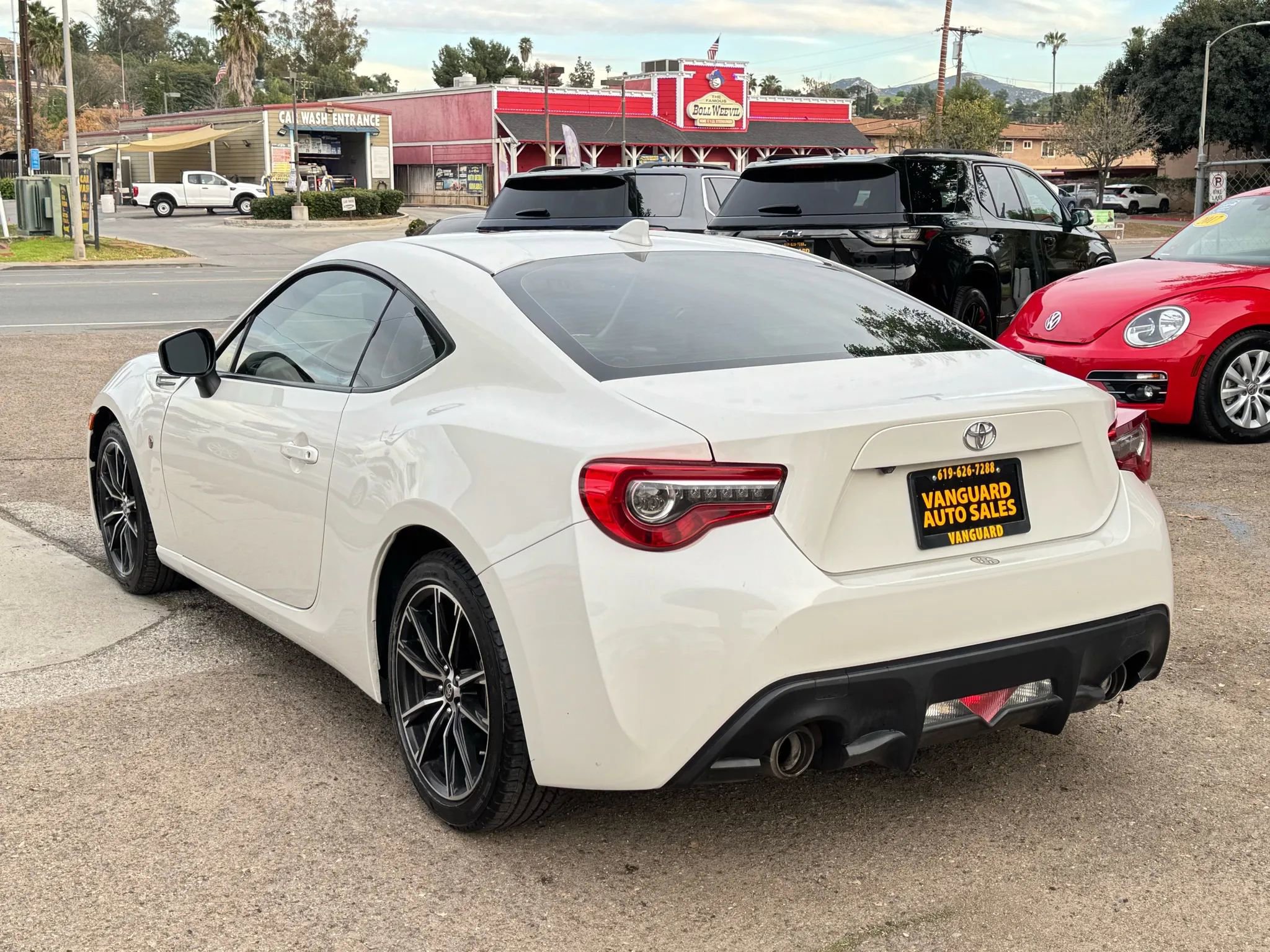 Used 2017 Toyota 86 image 31