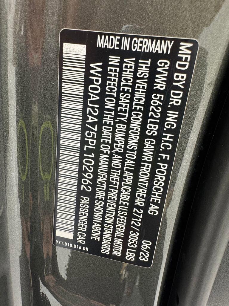 Used 2023 Porsche Panamera 4 Platinum Edition image 40