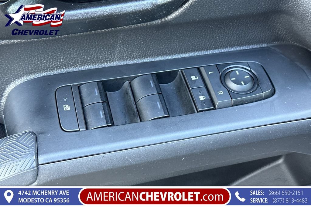 Used 2025 Toyota Tacoma SR5 AWD/4WD image 12