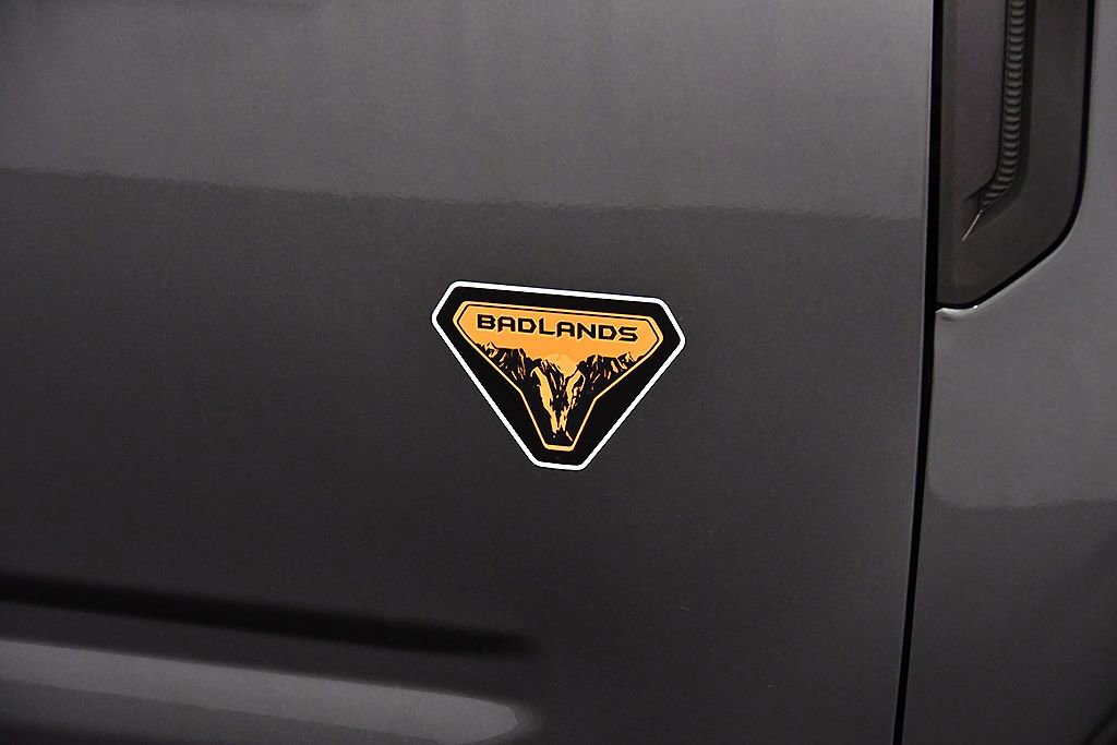 Used 2025 Ford Bronco Sport Badlands image 10