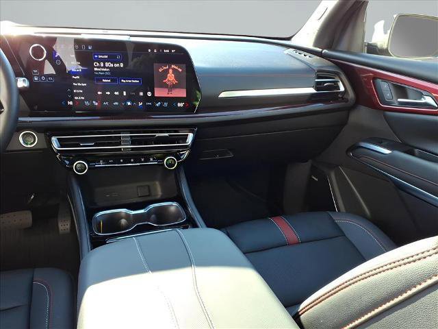 Used 2024 Chevrolet Traverse RS w/ LPO, Floor Liner Package image 10